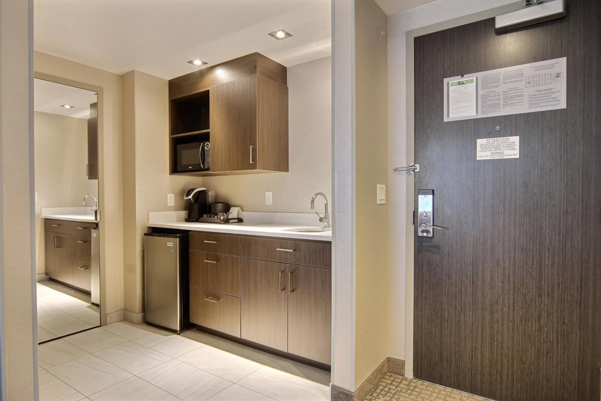 Courtyard By Marriott Québec Eksteriør billede