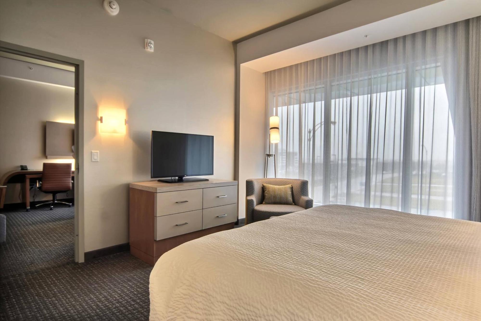 Courtyard By Marriott Québec Eksteriør billede